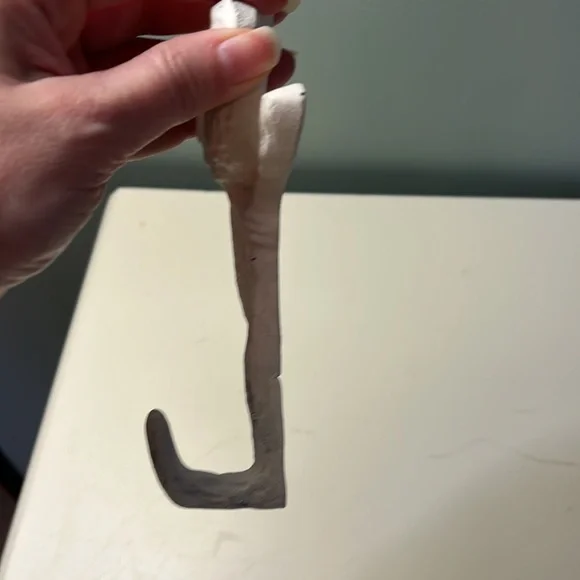 Bird and branch coat hook. - Picture 3 of 4